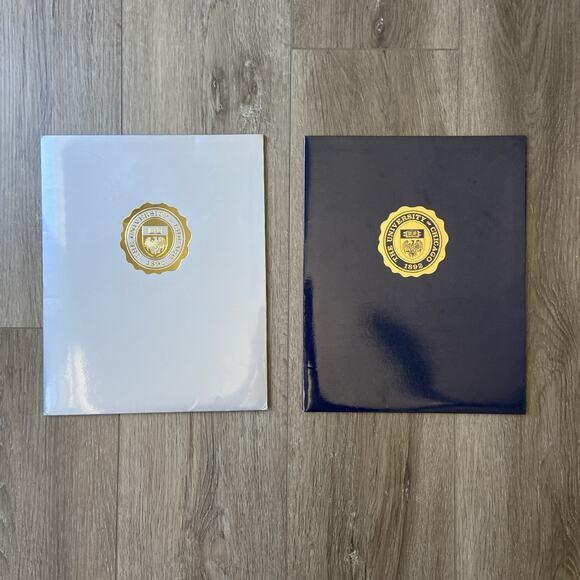 University of Chicago 2 Pocket Folders Lot 9 Maroon Grey Blue Seal - Picture 8 of 16